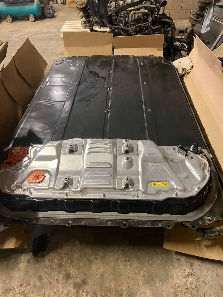 Tesla Model 3 (2017 - 2023) 110442300M Аккумулятор гибридного / электрического автомобиля — фото 1