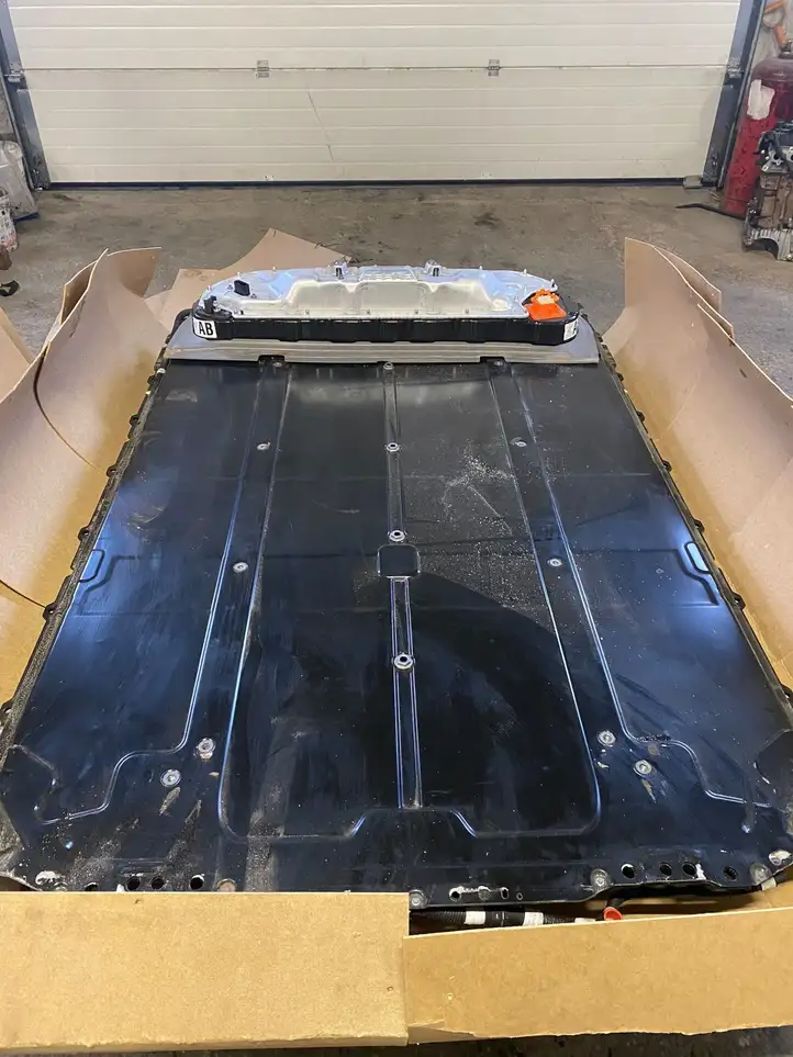 Tesla Model 3 (2017 - 2023) 110442300M Аккумулятор гибридного / электрического автомобиля — фото 4