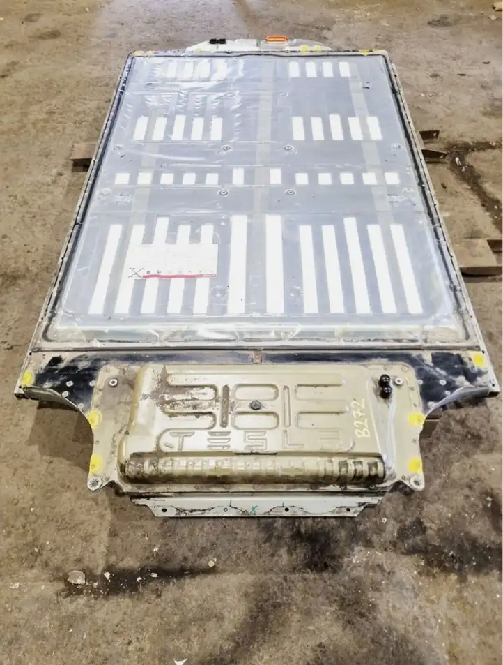 Tesla Model S (2016 - 2021) 108879000A Аккумулятор гибридного / электрического автомобиля — фото 1