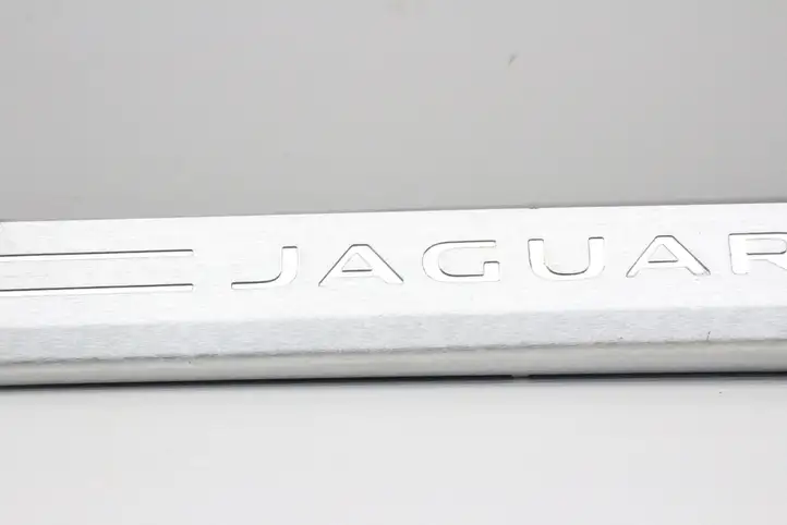 Jaguar F-Type (2013 - ) EX5323756AE Отделка переднего порога — фото 3