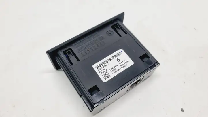 Renault Arkana (2019 - ) 280230033R USB модуль — фото 3