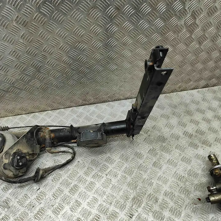 Audi A6 C7 (2011 - 2014) 4G8907383 Комплект буксировочного крюка — фото 4