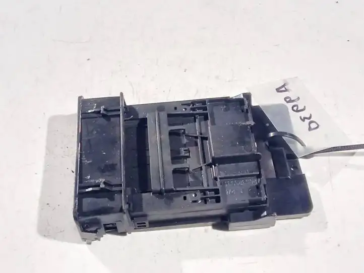 Renault Laguna III (2007 - 2015) a2c53299319 Прочие детали салона — фото 2