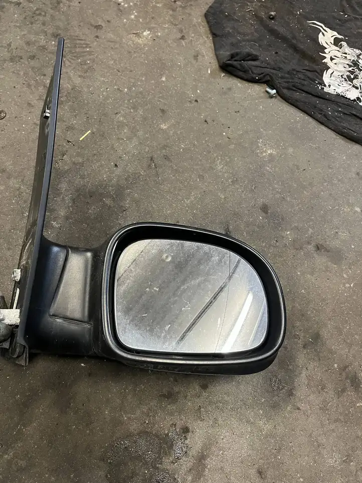 Mercedes-Benz Vito Viano W639 (2003 - 2010) A6398104616 Боковое зеркало с электроприводом — фото 2