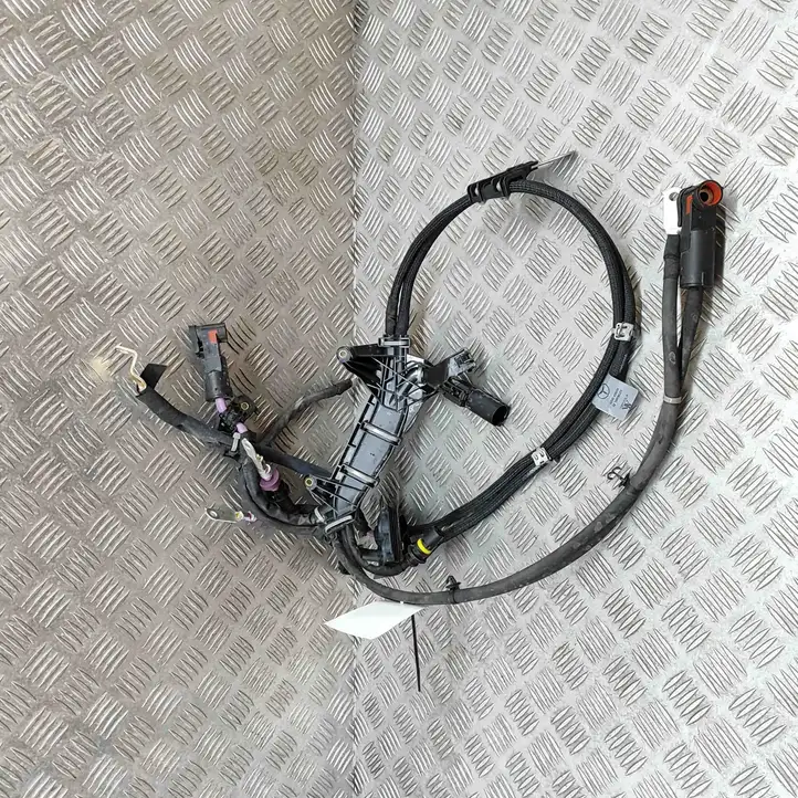 Mercedes-Benz GLE W167 (2019 - ) A1675402804 Плюсовой провод аккумулятора — фото 3
