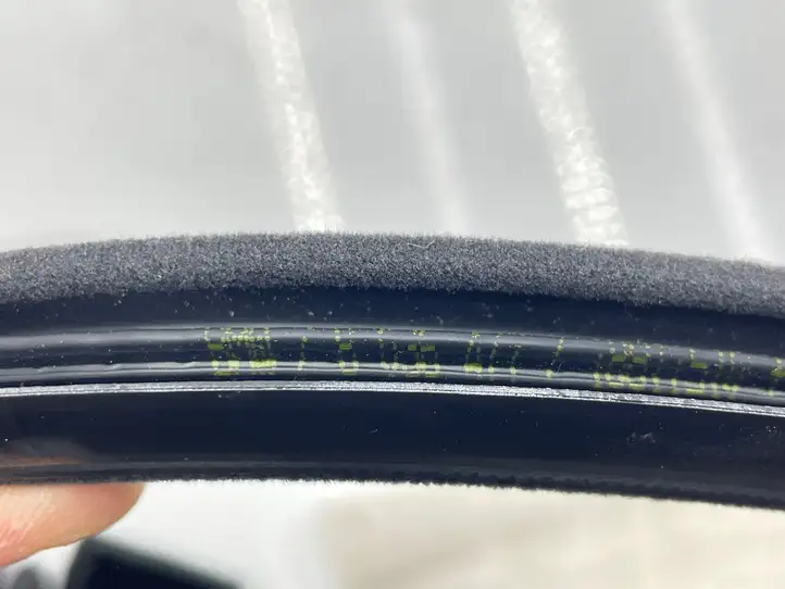 BMW 3 F30 F35 F31 (2012 - 2018) 8036477 Уплотнитель люка — фото 5