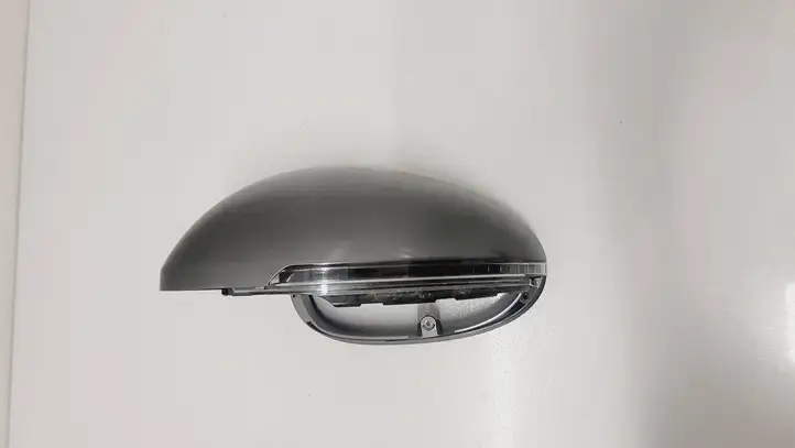 Porsche Macan (95B) (2019 - ) 95B857527A Пластиковая отделка зеркала — фото 1