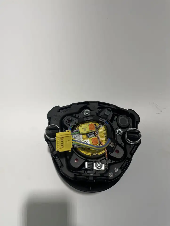 Mercedes-Benz GLC X253/C253 (2015 - ) A0008609000 Крышка airbag рулевого колеса — фото 3