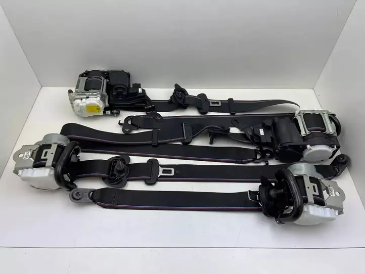 BMW X5 G05 (2018 - ) 8092037 Комплект ремней безопасности — фото 1