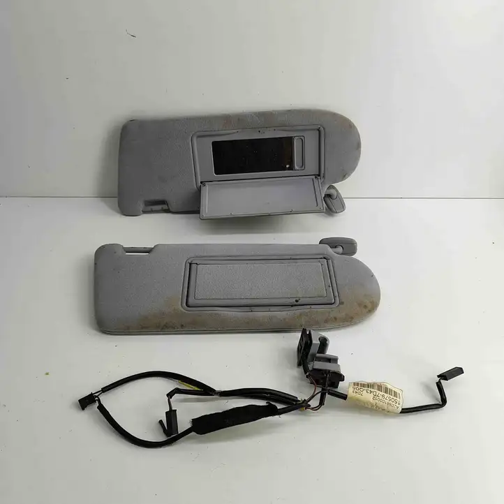 Mercedes-Benz CL C215 (2000 - 2006) A2158100210 Солнцезащитный козырек — фото 1