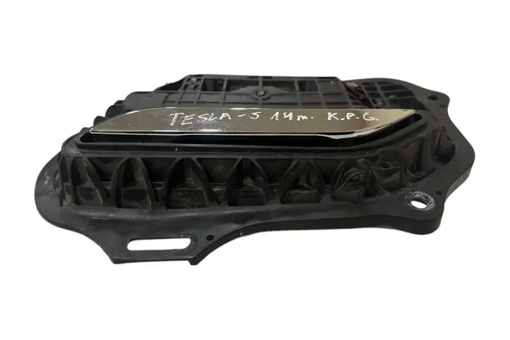 Tesla Model S (2012 - 2016) 1008982 Наружная ручка двери — фото 4