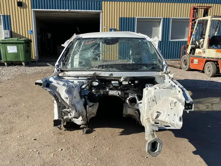 Maserati Levante (2017 - ) Кузов — фото 10