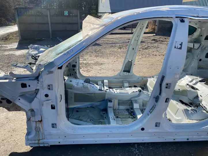 Maserati Levante (2017 - ) Кузов — фото 18