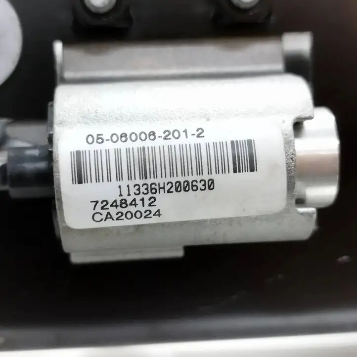 BMW 6 F12 F13 (2010 - 2018) 7224254 Система защиты от опрокидывания — фото 10