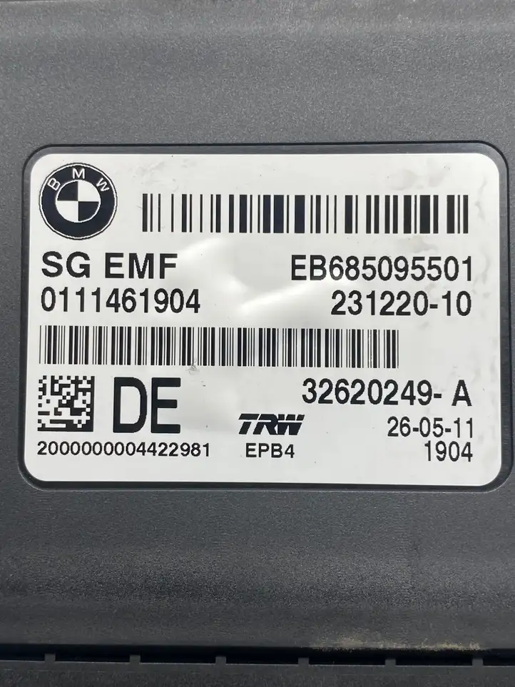 BMW X3 F25 (2010 - 2017) EB685095501 Блок управления стояночным тормозом — фото 4