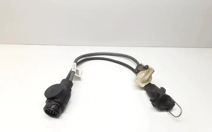 Volvo V70 (2007 - 2013) 8685528 Переходник розетки прицепа — фото 1
