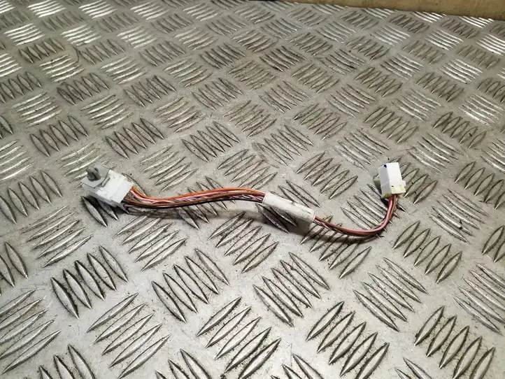 Hyundai ix35 (2009 - 2013)  954952S000 Другой проводник