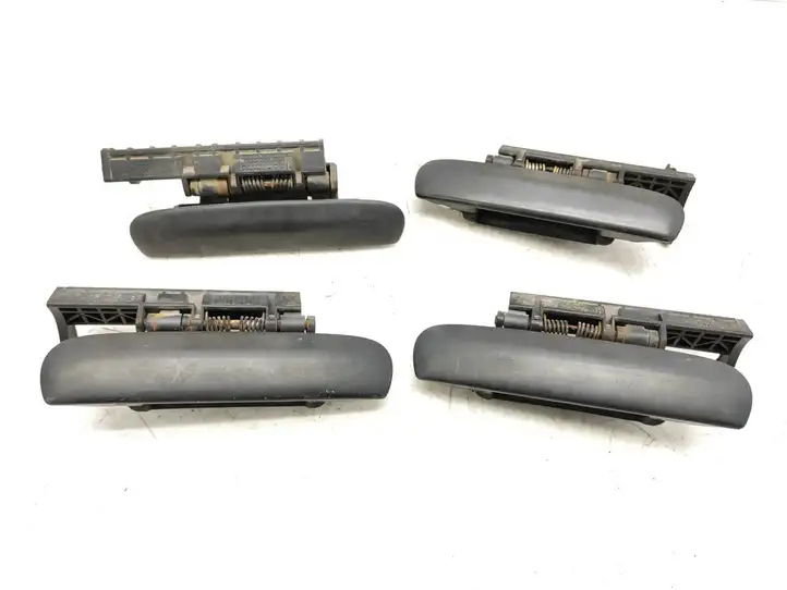 Citroen Xsara Picasso (1999 - 2012) 9607945677 Наружная ручка двери — фото 1