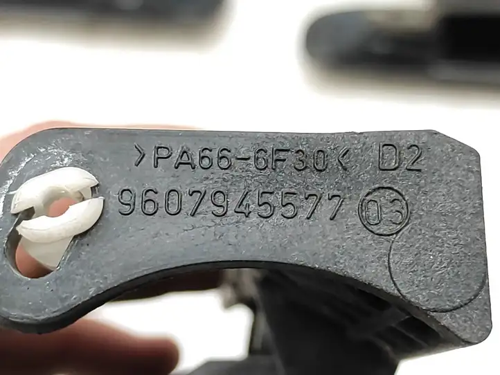 Citroen Xsara Picasso (1999 - 2012) 9607945677 Наружная ручка двери — фото 2