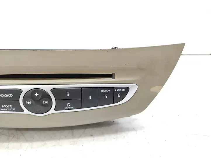Renault Laguna III (2007 - 2015) 281150007R Магнитола / мультимедийная система — фото 4
