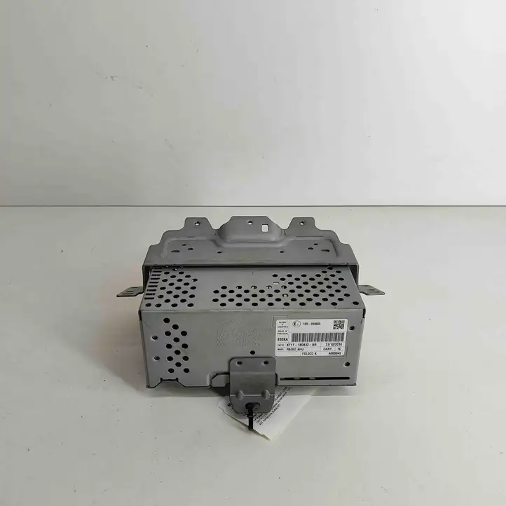 Ford Transit - Tourneo Connect (2009 - 2017) KT1T18D832BR Магнитола / мультимедийная система — фото 1