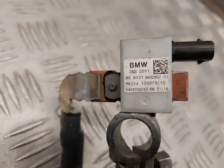 BMW X1 F48 F49 (2015 - 2022) 6832657 Минусовой провод аккумулятора — фото 2