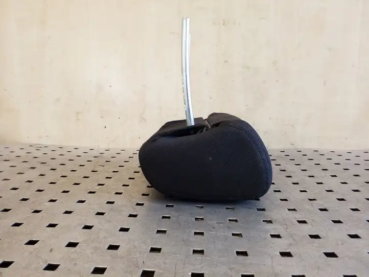 Subaru Outback (2003 - 2007)   Подголовник заднего сиденья