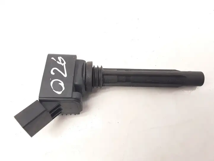 Audi Q3 (2014 - 2018)  06J905110D Реле высокого напряжения (катушка зажигания, бобина)