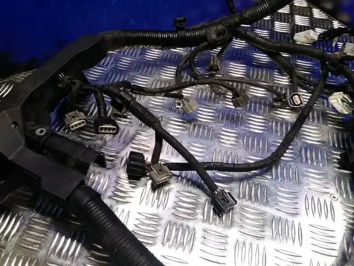 Toyota Prius (XW20) (2003 - 2009) 8212147090B Прочая электропроводка — фото 2