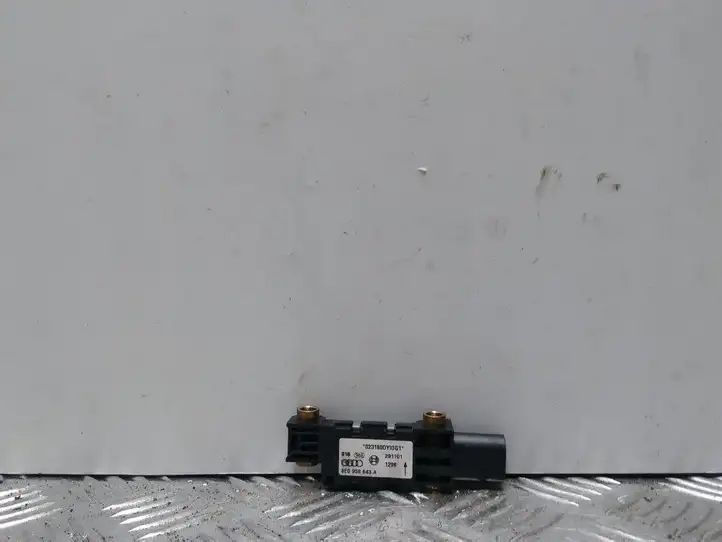 Audi A4 S4 B6 8E 8H (2000 - 2006) 8E0959643A Датчик удара SRS — фото 1