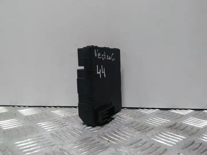 Opel Vectra (2002 - 2005)  09226555 Mодуль kомфортa