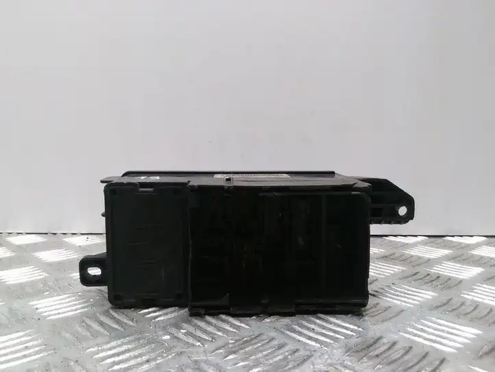 Mini One Cooper R50-53 (2000 - 2012) 692148301 Блок предохранителей — фото 2
