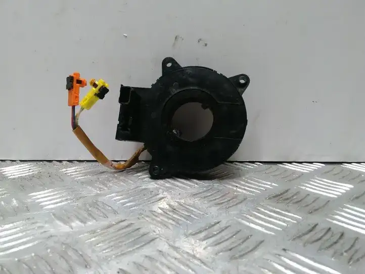 Mazda 6 (2002 - 2005) Z70W521257 Контактное кольцо SRS — фото 2