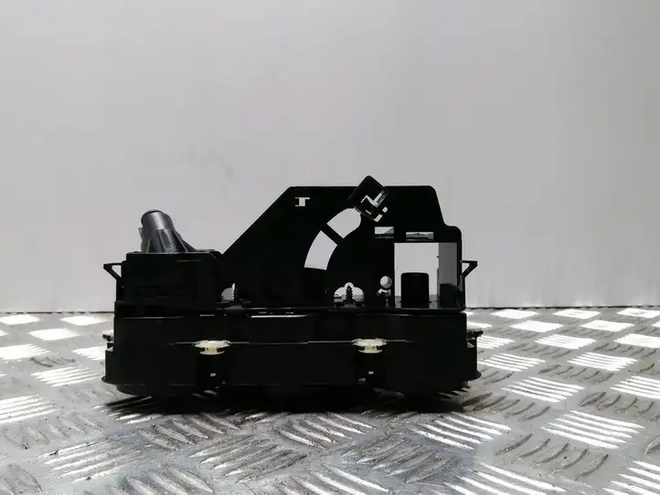 Volkswagen PASSAT B6 (2005 - 2010)   Блок управления кондиционера воздуха / климата/ печки (в салоне)