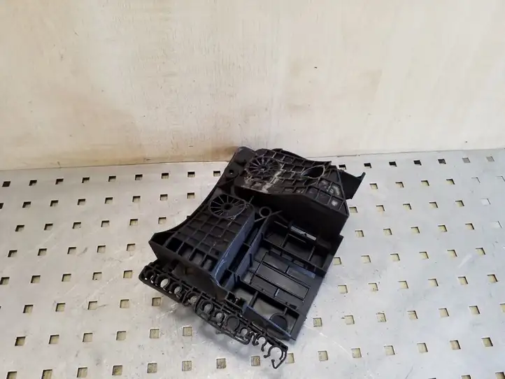 Skoda Superb B6 (3T) (2008 - 2015) 1K0907361C Блок предохранителей (комплект) — фото 2