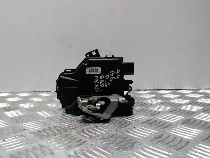 Audi A4 S4 B6 8E 8H (2000 - 2006) 8E0839016C Замок задней двери — фото 1