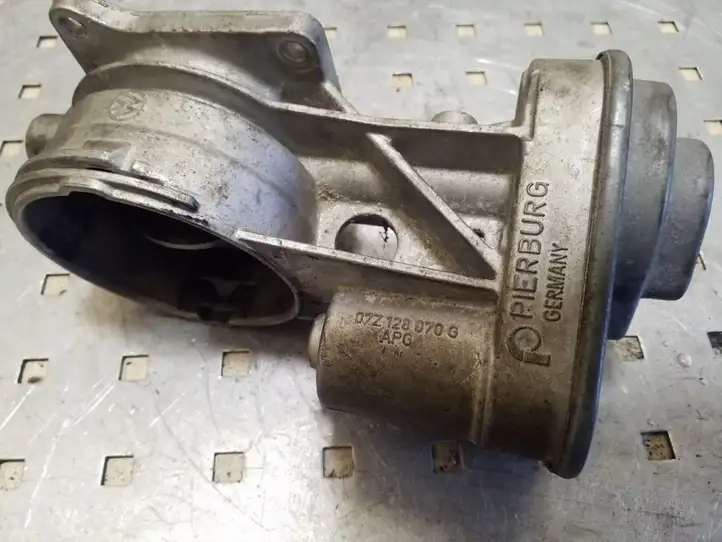 Volkswagen Touareg I (2002 - 2010) 07Z128070G Дроссельная заслонка — фото 2