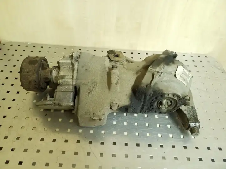 Volvo XC90 (2002 - 2006)  P1216607 Задний редуктор