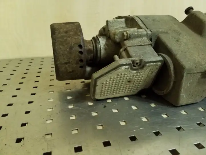 Volvo XC90 (2002 - 2006)  P1216607 Задний редуктор