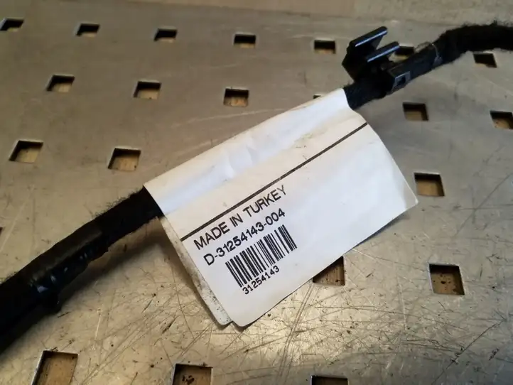 Volvo XC60 (2008 - 2013) 31254143 Прочая электропроводка — фото 2