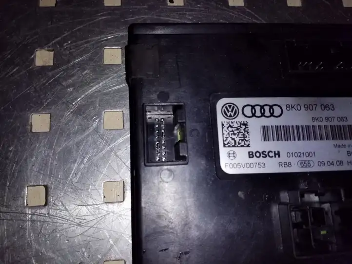 Audi A4 S4 B8 8K (2007 - 2011) 8K0907063 Модуль комфорта — фото 5