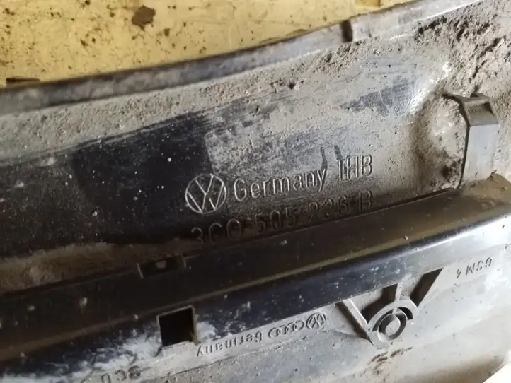 Volkswagen PASSAT B7 (2011 - 2014)  3C0505226B  Вилка подвески