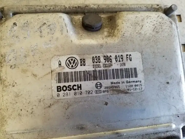 Volkswagen Bora (1998 - 2005) 038906019FG Блок управления двигателем (ЭБУ) — фото 2