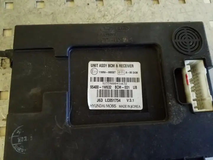 Kia Rio (2011 - 2015) 954001W632 Модуль комфорта — фото 2