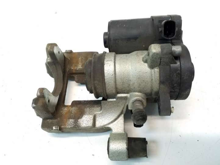 DG9C2D251K Ford Fusion II Galinis suportas