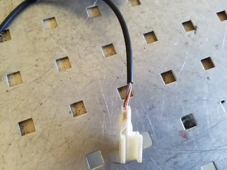 Nissan Qashqai (2006 - 2010)  86842JD00B Замок переднего ремня