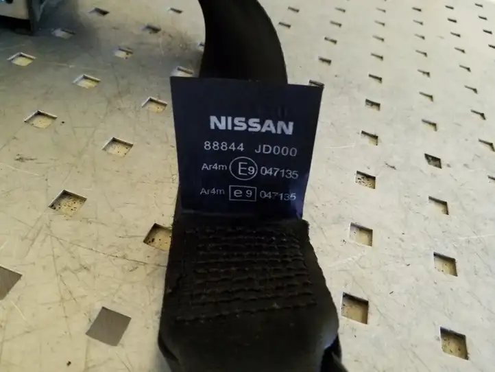 Nissan Qashqai (2006 - 2010) 88844JD000 Задний ремень безопасности — фото 2