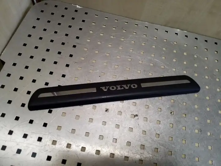 Volvo V50 (2004 - 2008) 30744287 Внутренняя отделка переднего порога — фото 1