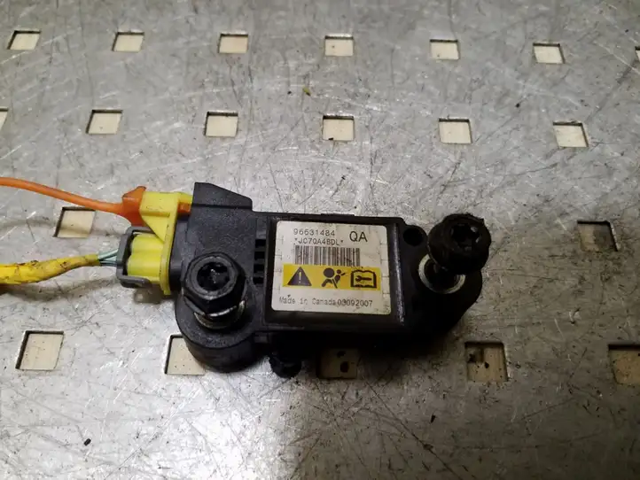 Chevrolet Captiva (2006 - 2011) 96631484 Датчик удара SRS — фото 2
