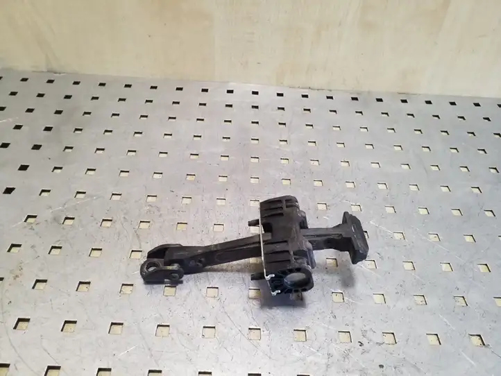 Peugeot 508 (2010 - 2014)   Ограничитель открывания задней двери